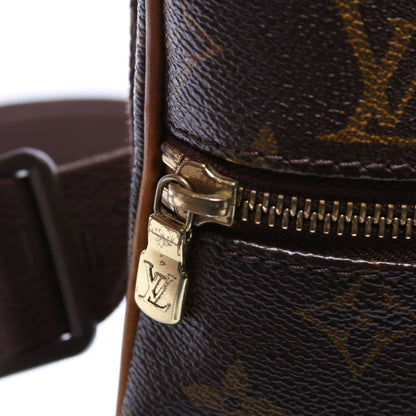 Louis-Vuitton Pochette Valmy Monogram
