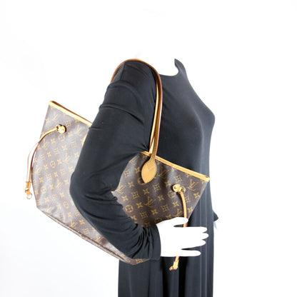 Louis-Vuitton Neverfull MM Monogram Beige