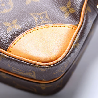 Louis-Vuitton Amazone Monogram