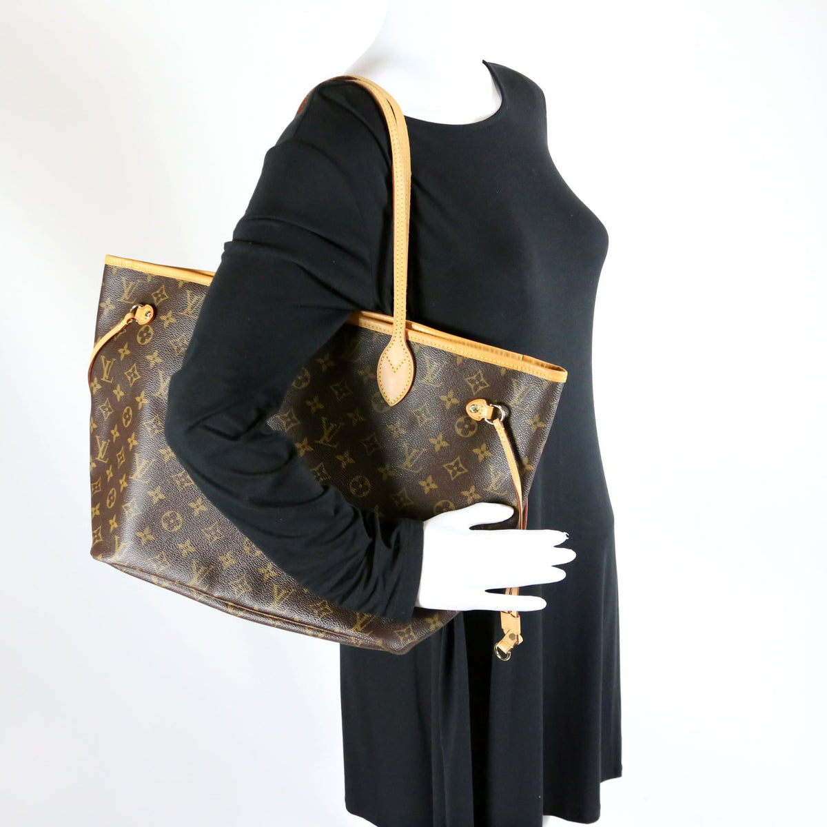 Louis-Vuitton Neverfull MM Monogram