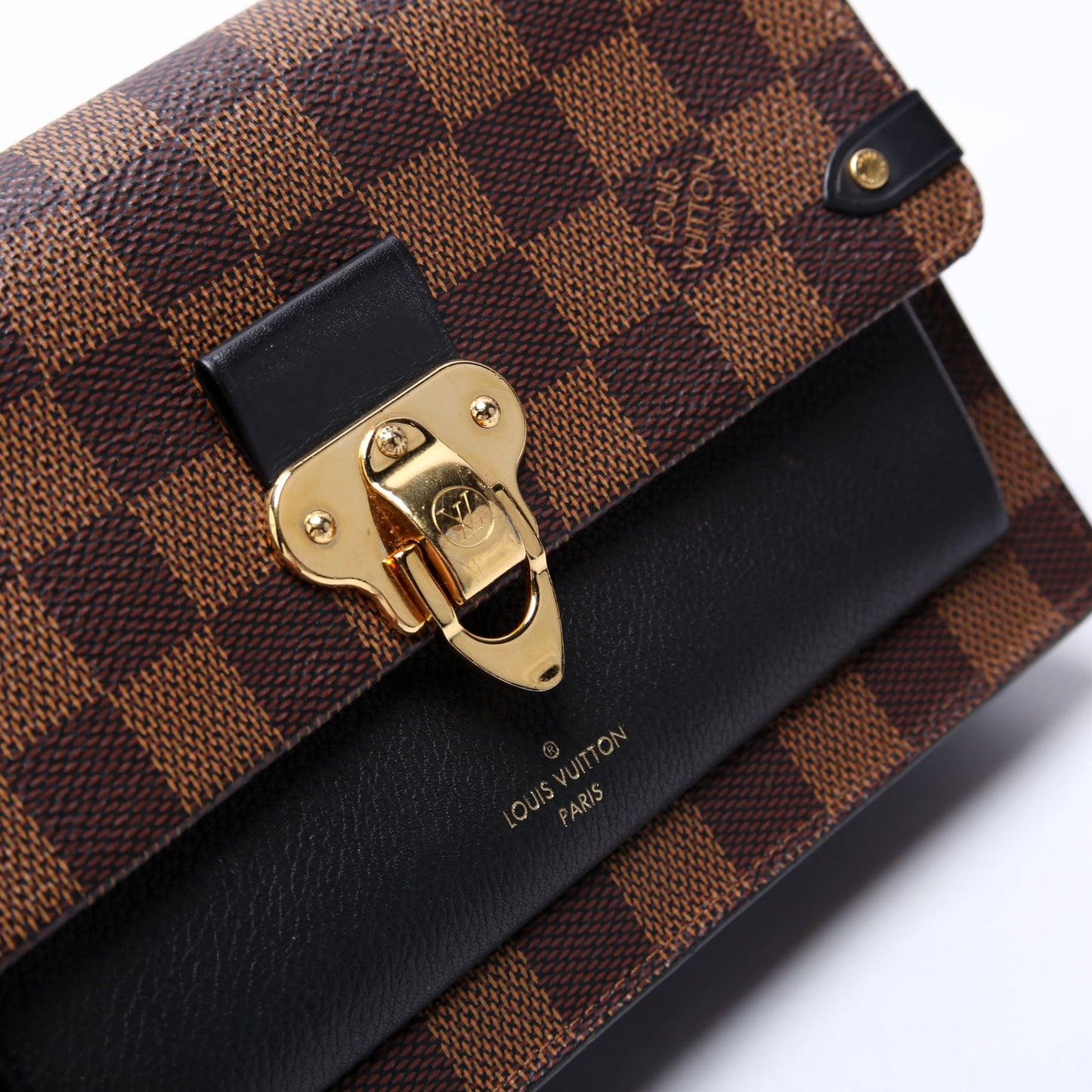 Louis-Vuitton Vavin Chain Wallet Ebene