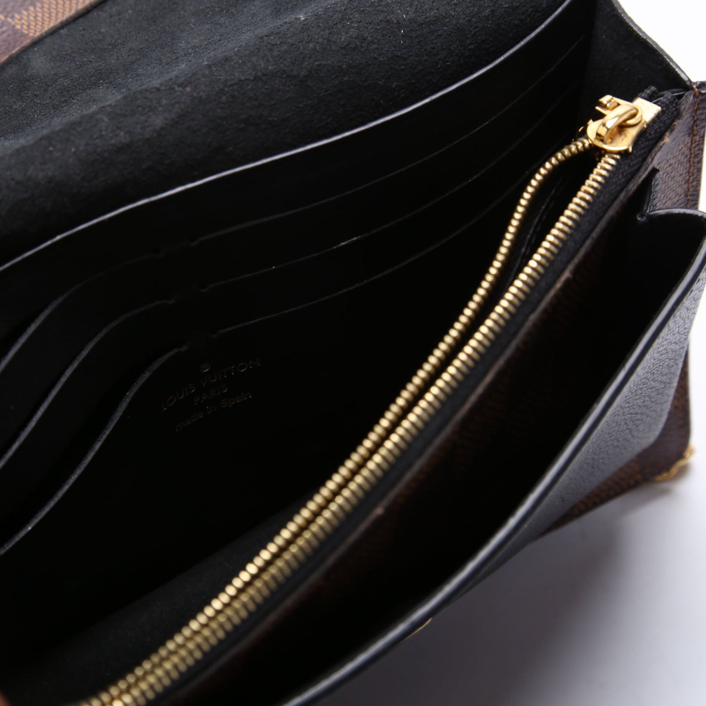 Louis-Vuitton Vavin Chain Wallet Ebene