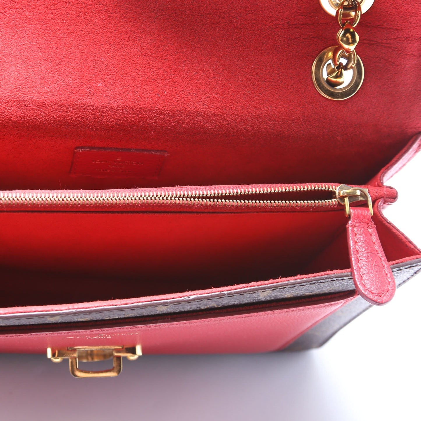 Louis-Vuitton Victoire Monogram