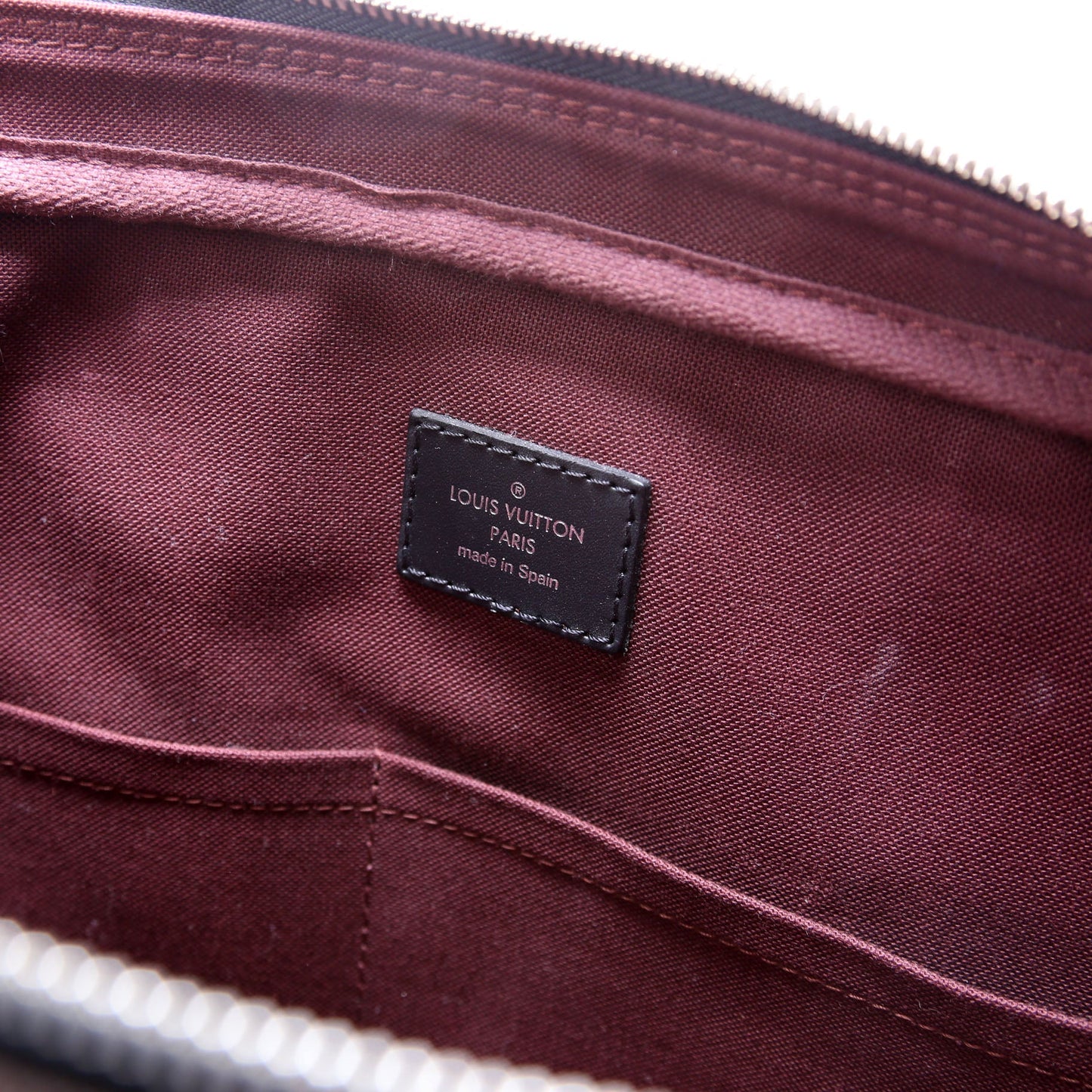 Louis-Vuitton Porte Documents Voyage PM Macassar