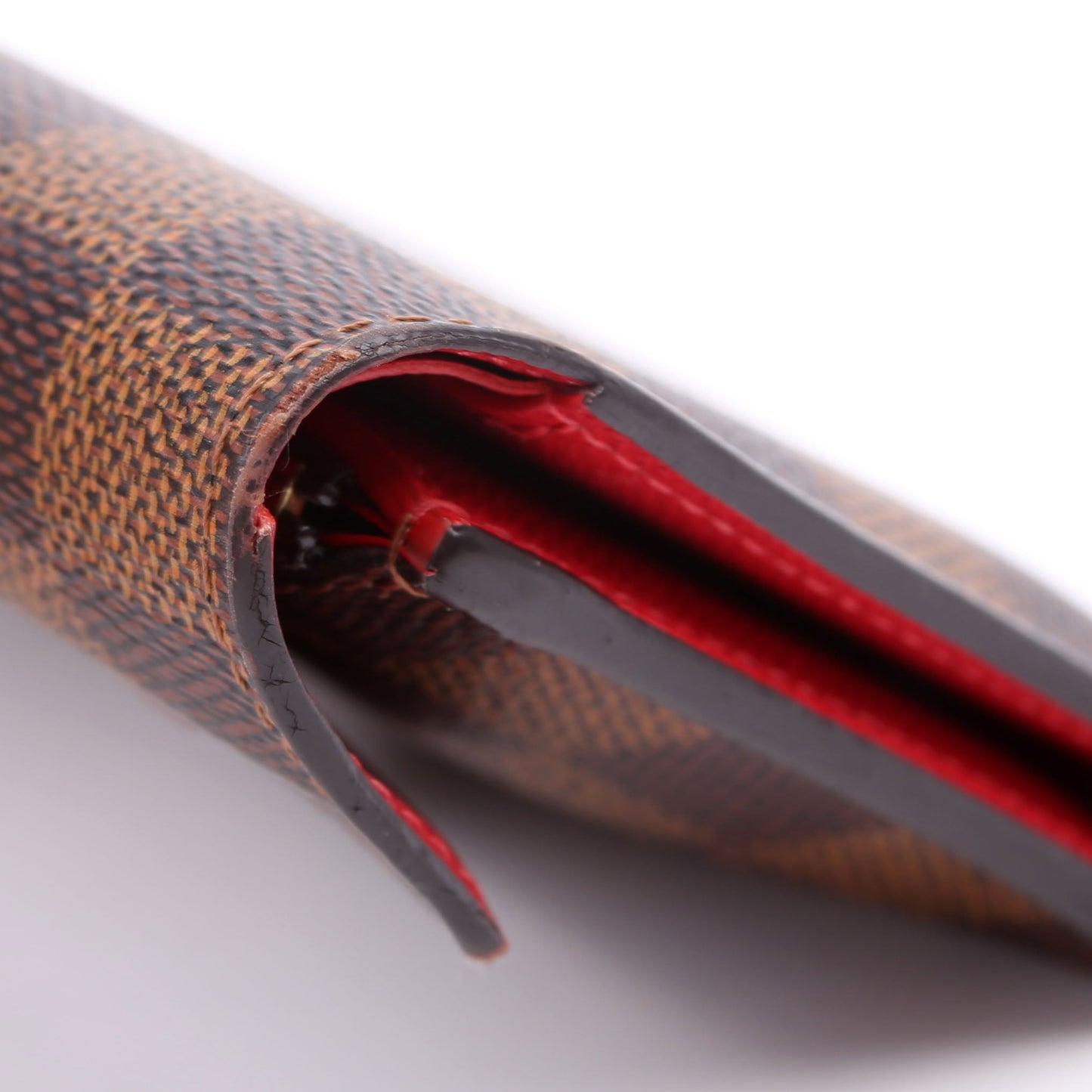 Louis-Vuitton Victorine Wallet Damier Ebene Red