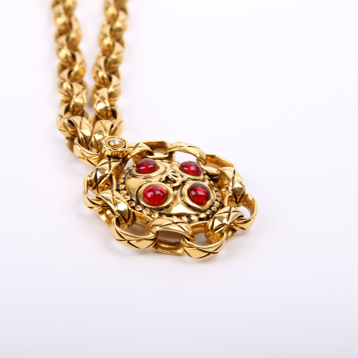 Chanel Gripoix Medallion Links Vintage