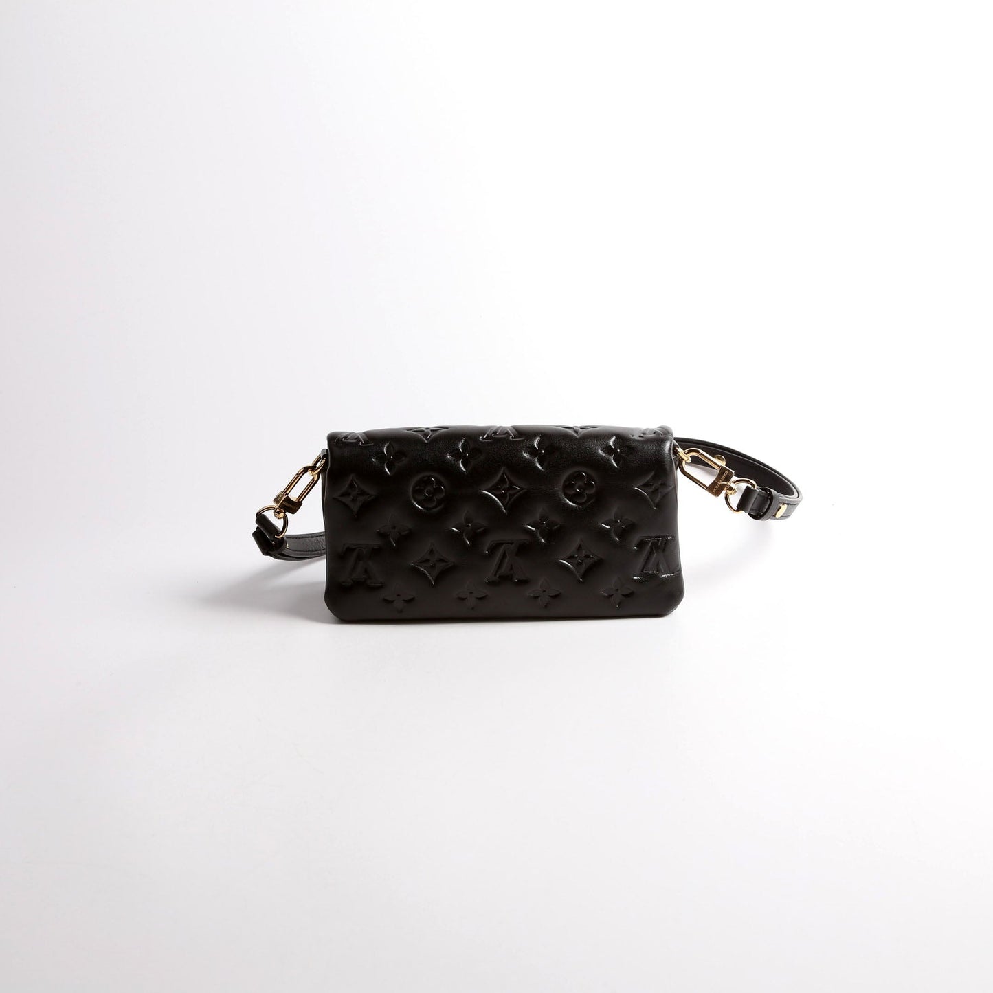 Louis-Vuitton Pochette Coussin NV Black