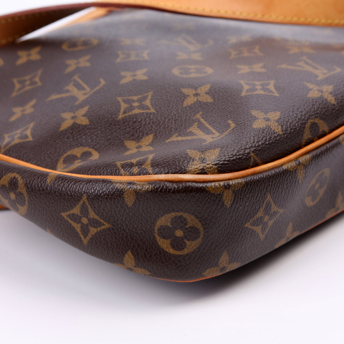 Louis-Vuitton Odeon PM Monogram