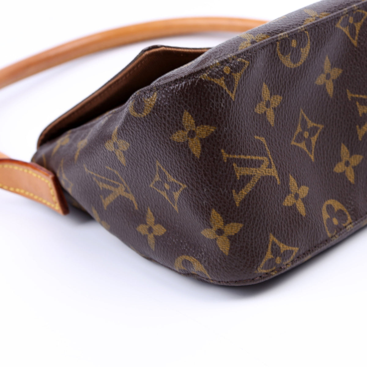 Louis-Vuitton Looping Mini Monogram