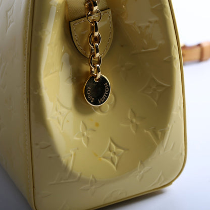 Louis-Vuitton Brea MM Vernis Yellow