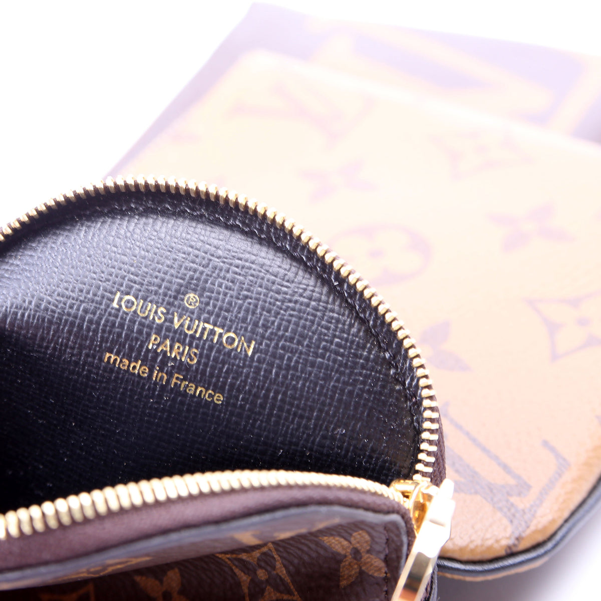 Louis-Vuitton Trio Pochette Reverse Monogram