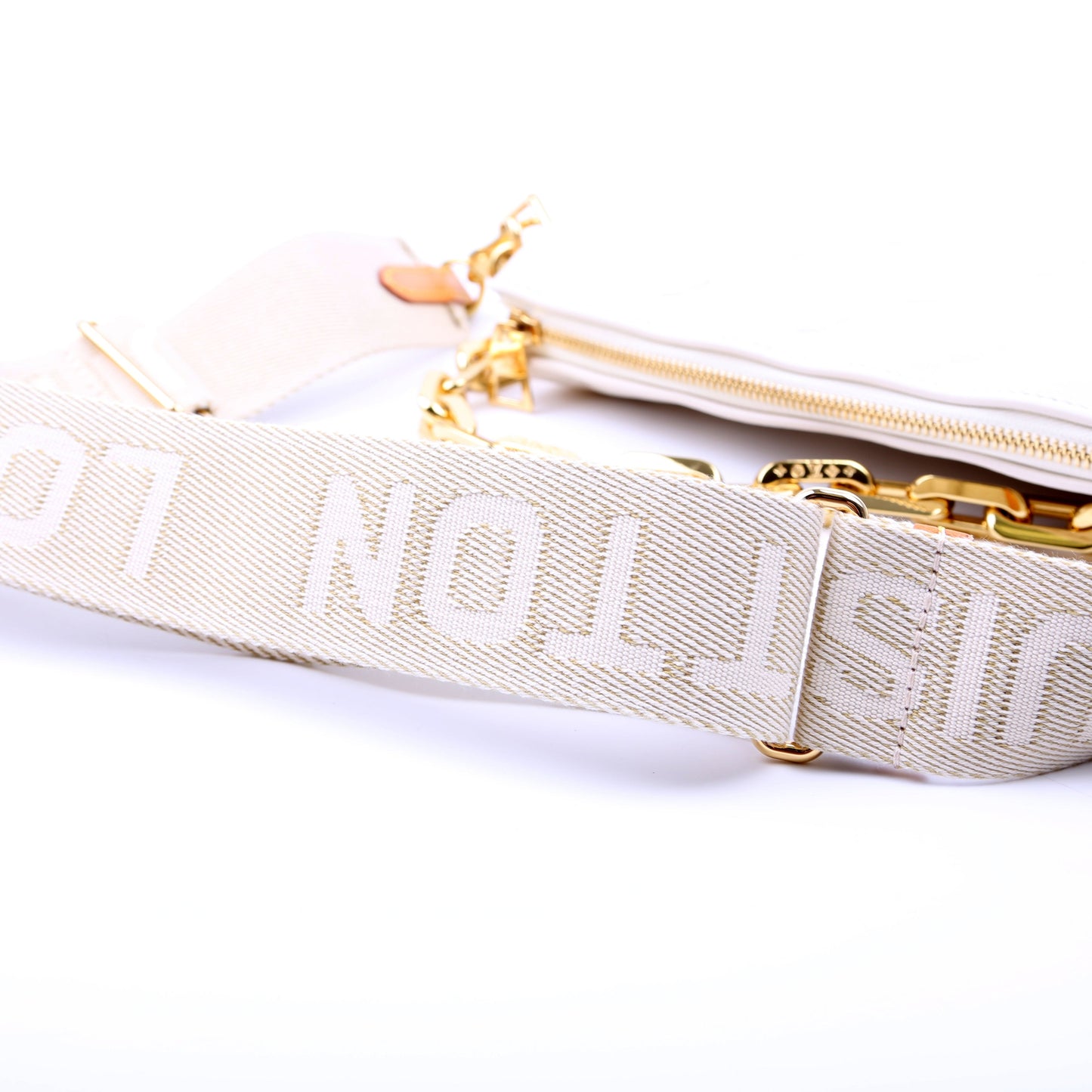 Louis-Vuitton Coussin PM Lambskin White