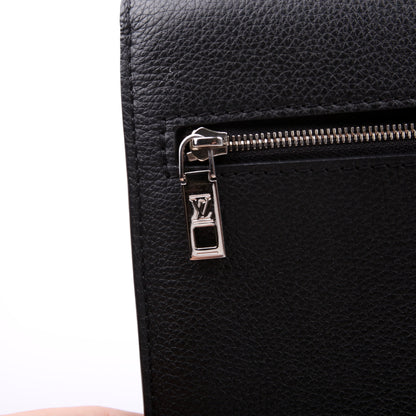 Louis-Vuitton Mylockme BB Black