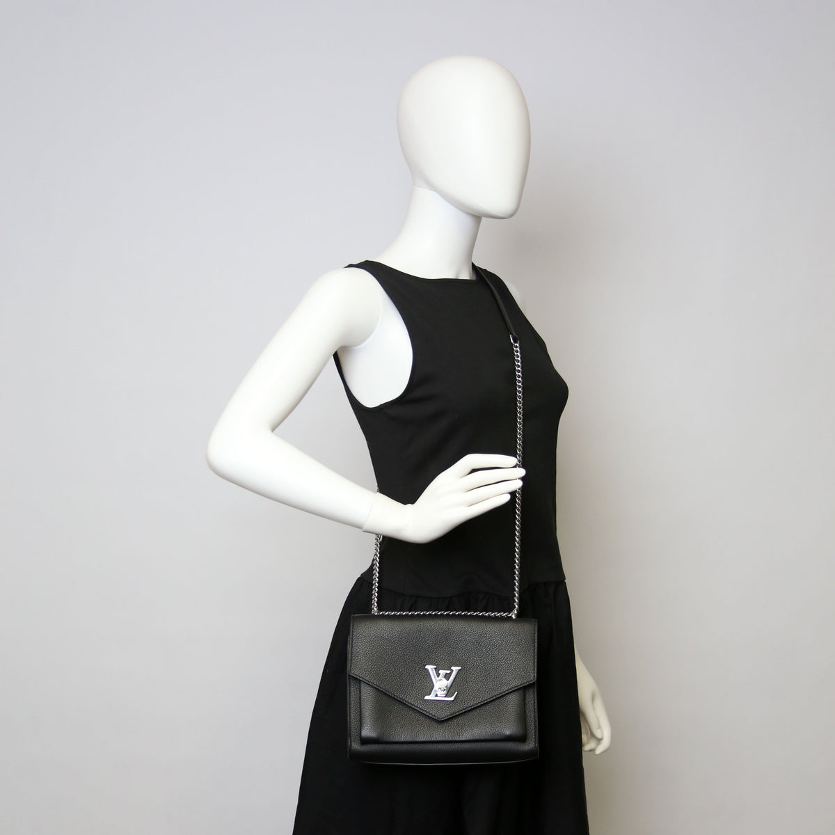 Louis-Vuitton Mylockme BB Black