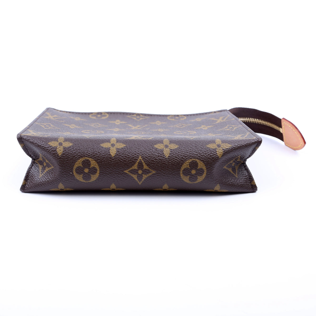 Louis-Vuitton Toiletry Pouch  Monogram Newer