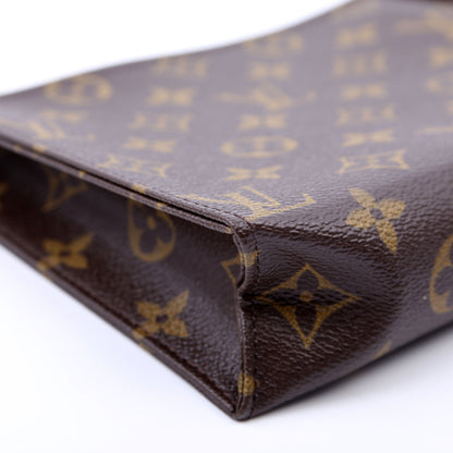Louis-Vuitton Toiletry Pouch  Monogram Newer