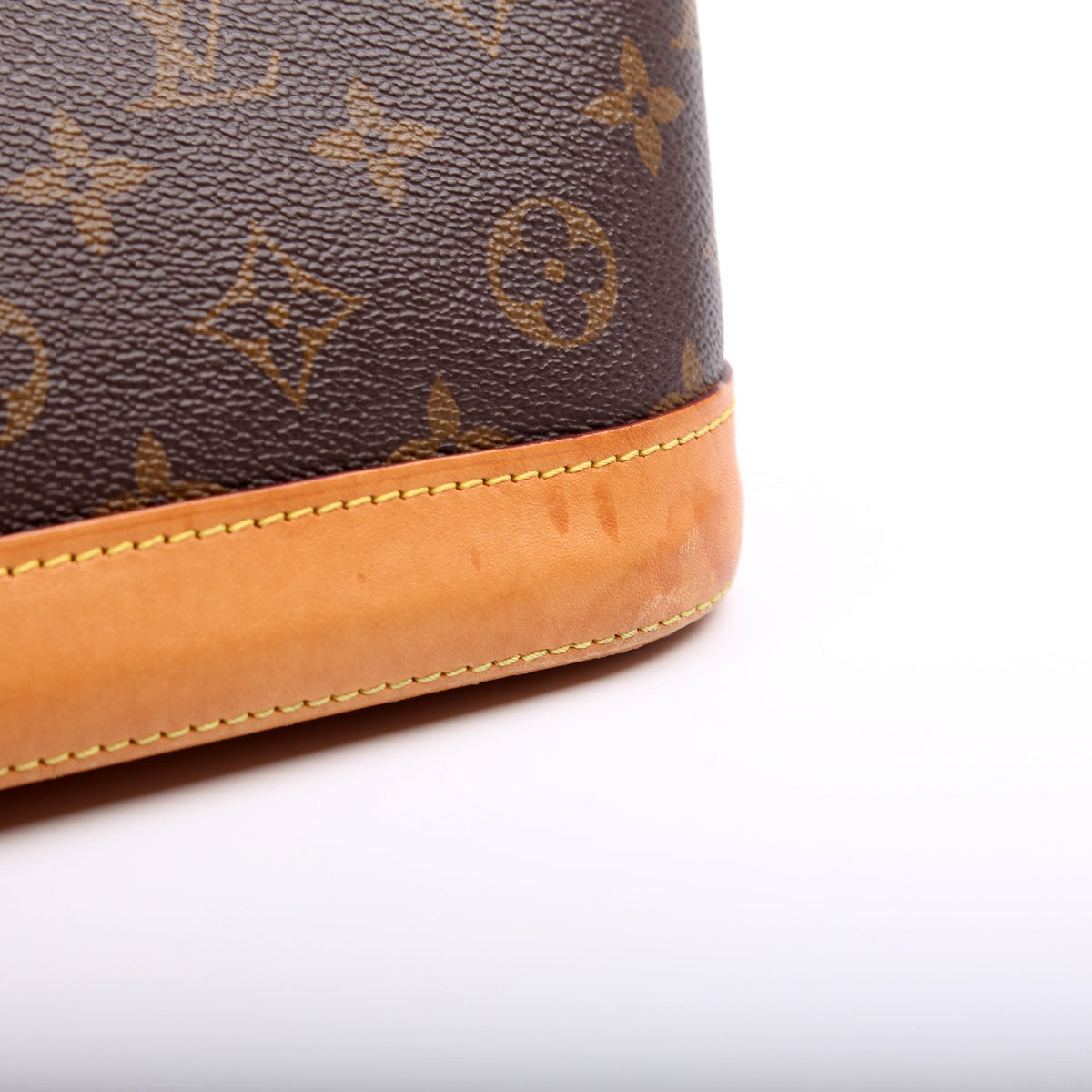 Louis-Vuitton Alma PM Monogram Newer
