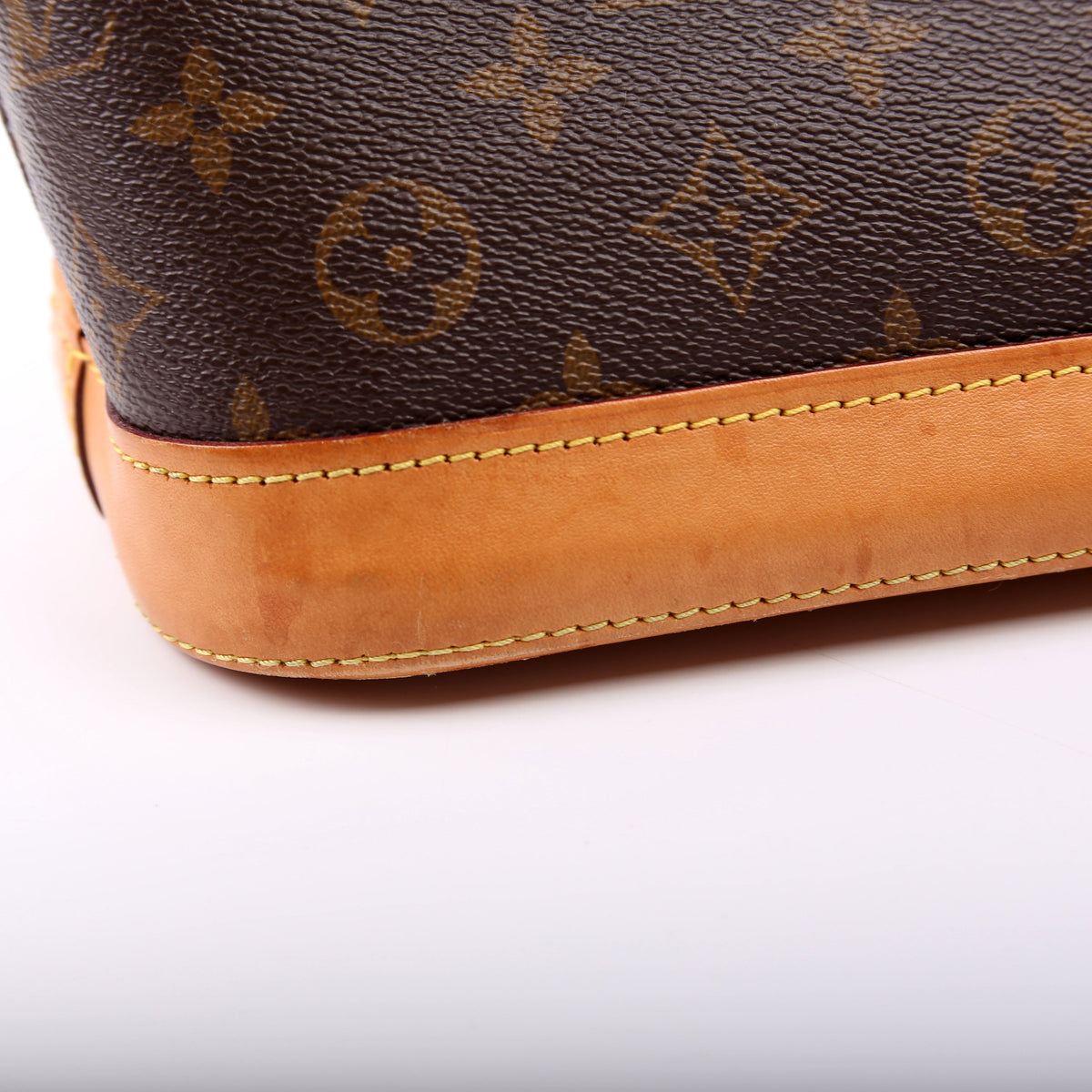 Louis-Vuitton Alma PM Monogram Newer