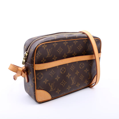 Louis-Vuitton Trocadero  Monogram