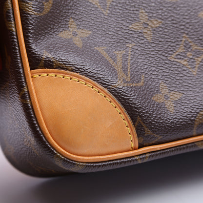 Louis-Vuitton Trocadero  Monogram
