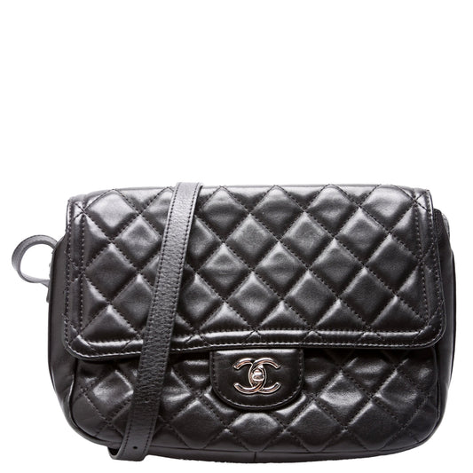 Chanel CC Flap Messenger Quilted Lambskin 24M Black
