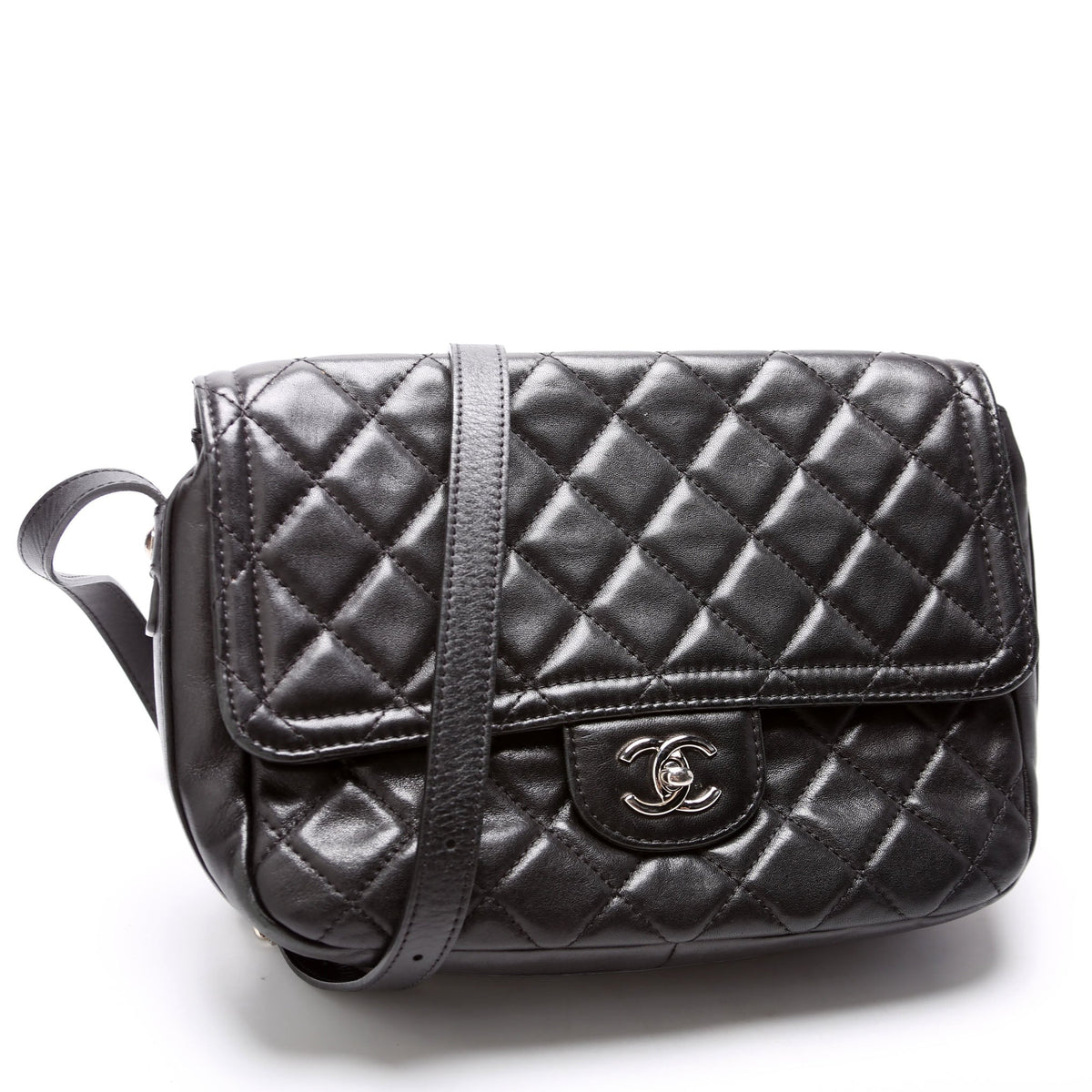 Chanel CC Flap Messenger Quilted Lambskin 24M Black