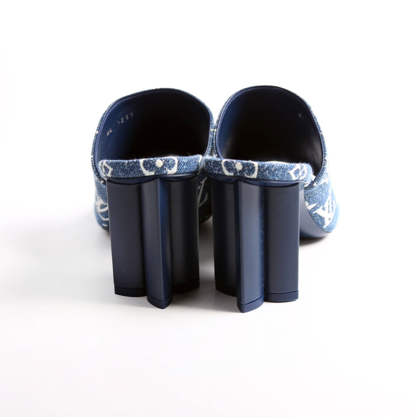Louis-Vuitton Silhouette Denim Mules Size  Blue