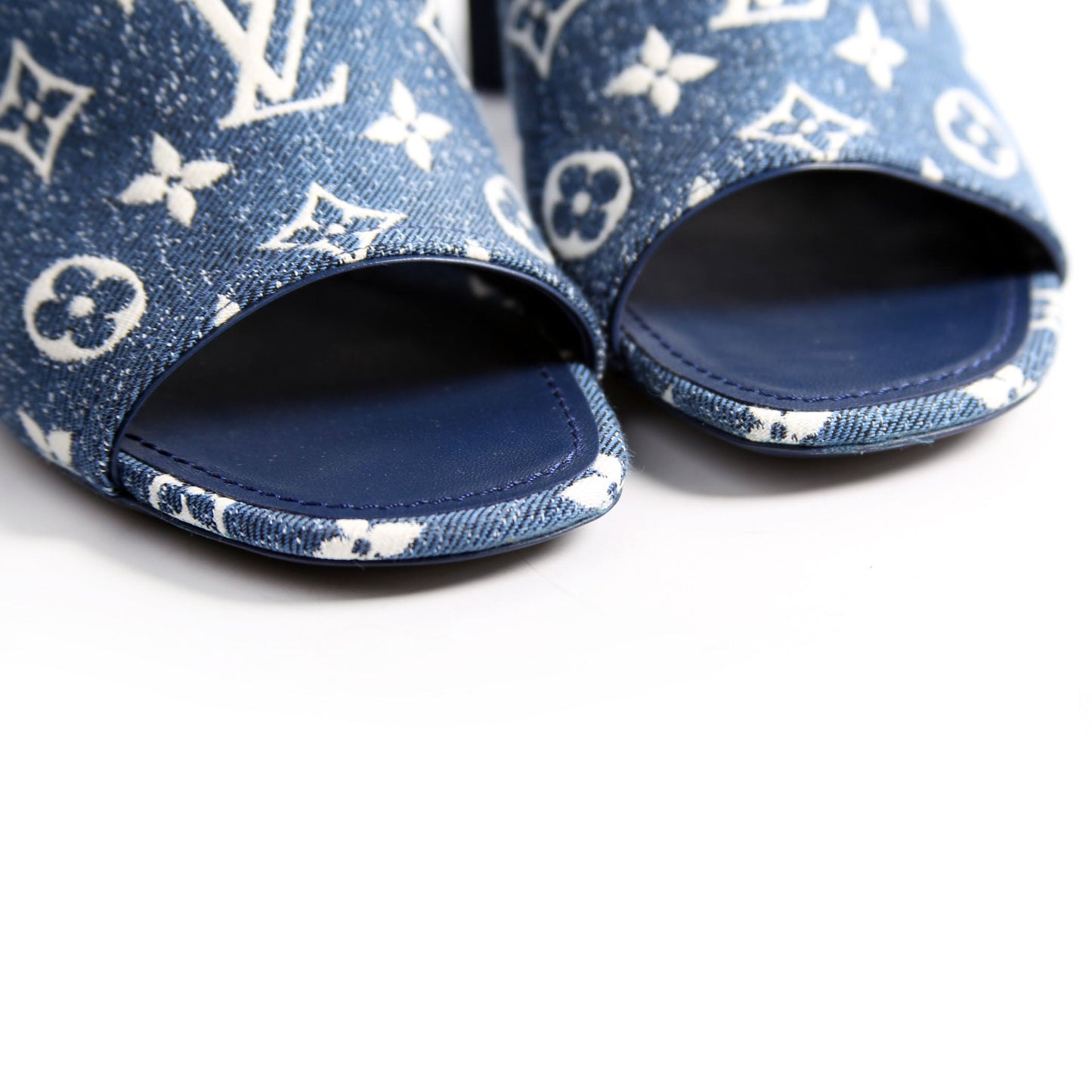 Louis-Vuitton Silhouette Denim Mules Size  Blue