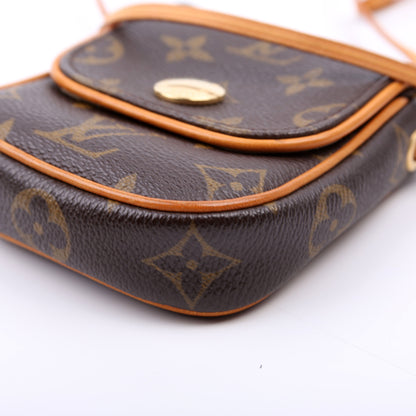 Louis-Vuitton Pochette Cancun Crossbody Monogram