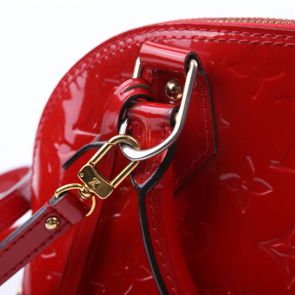 Louis-Vuitton Alma BB Vernis Red