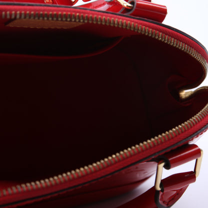 Louis-Vuitton Alma BB Vernis Red