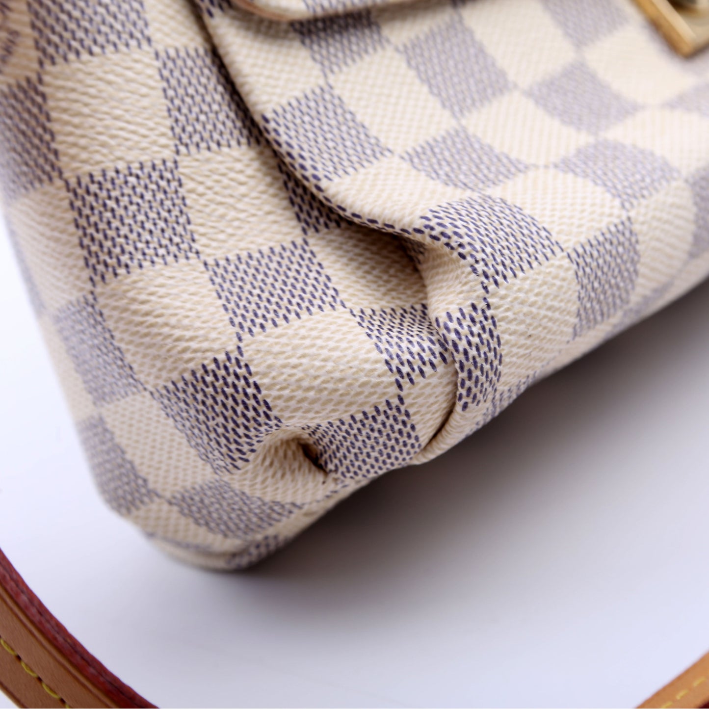 Louis-Vuitton Croisette Damier Azur