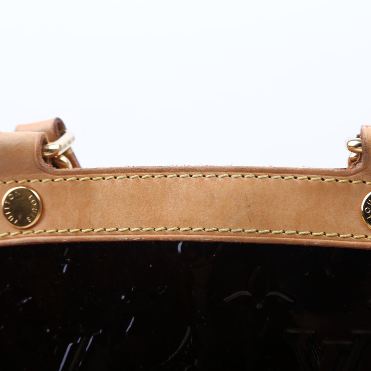 Louis-Vuitton Brea PM Vernis Burgundy