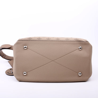 Louis-Vuitton Beaubourg Hobo MM Mahina Taupe