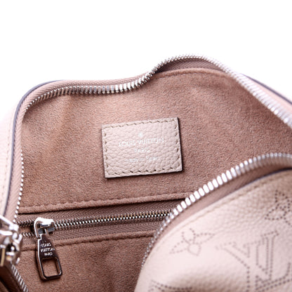 Louis-Vuitton Beaubourg Hobo MM Mahina Taupe