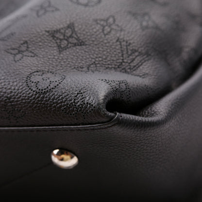 Louis-Vuitton Beaubourg Hobo MM Mahina Black