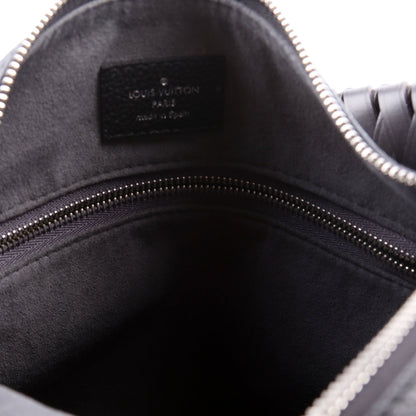 Louis-Vuitton Beaubourg Hobo MM Mahina Black