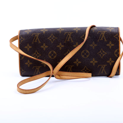 Louis-Vuitton Pochette Twin GM Monogram