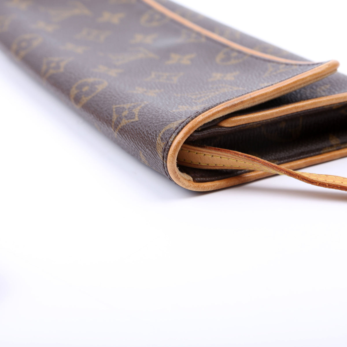 Louis-Vuitton Pochette Twin GM Monogram