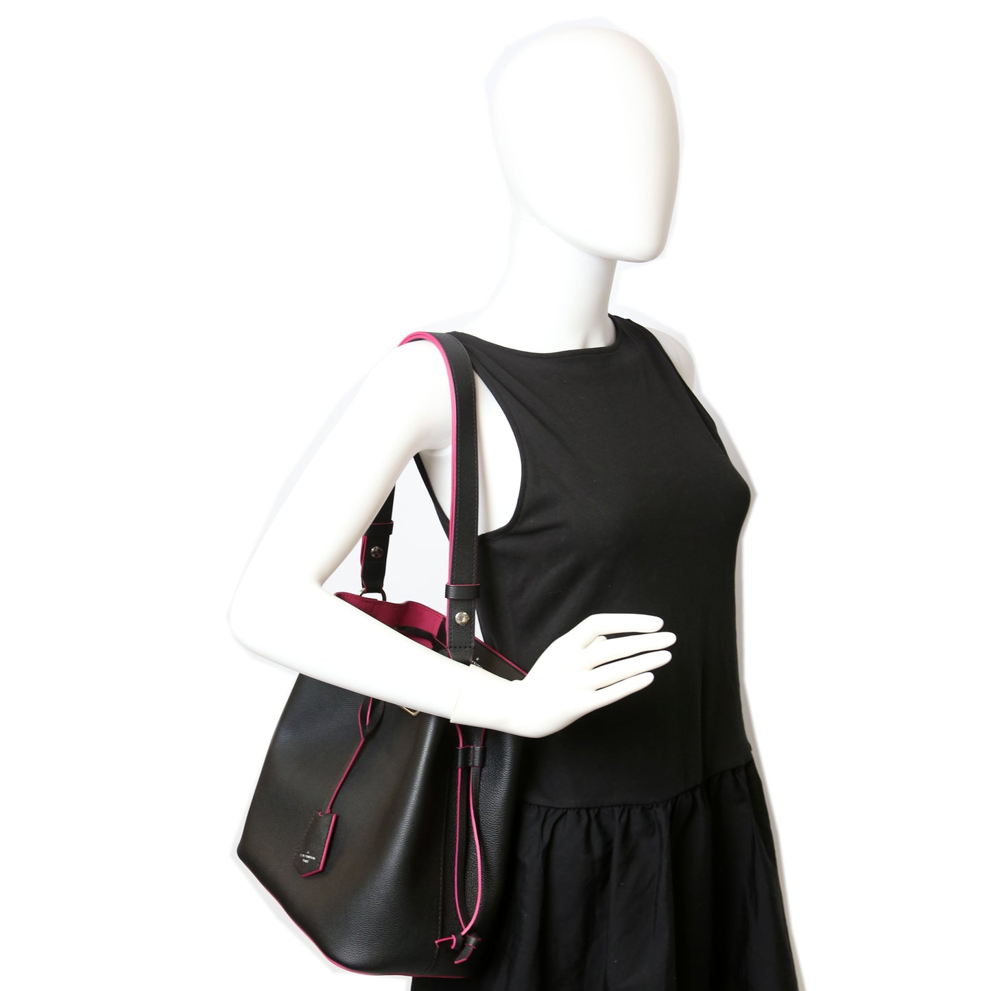 Louis-Vuitton Lockme Bucket Bag Black/Pink