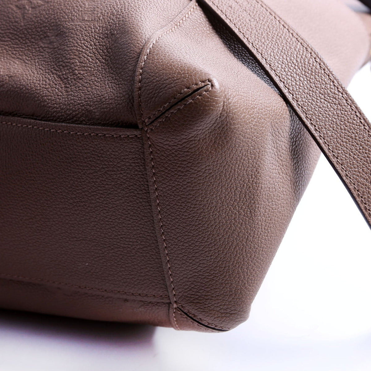 Louis-Vuitton Bagatelle Hobo Empreinte