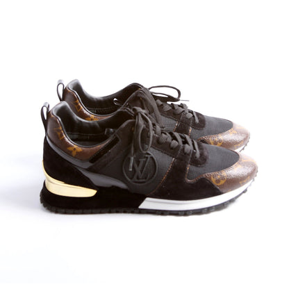 Louis-Vuitton Run Away Sneakers Suede/Mesh/Monogram Size . Black
