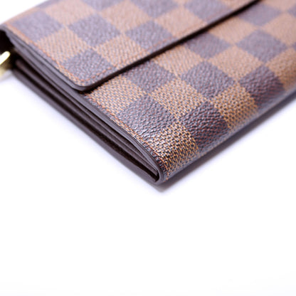 Louis-Vuitton Sarah Wallet Ebene