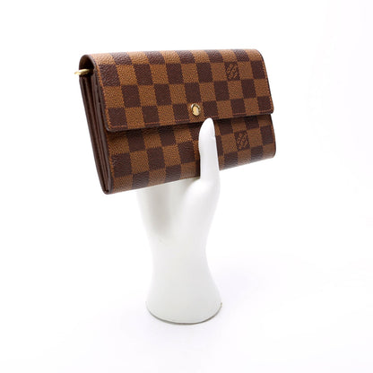 Louis-Vuitton Sarah Wallet Ebene