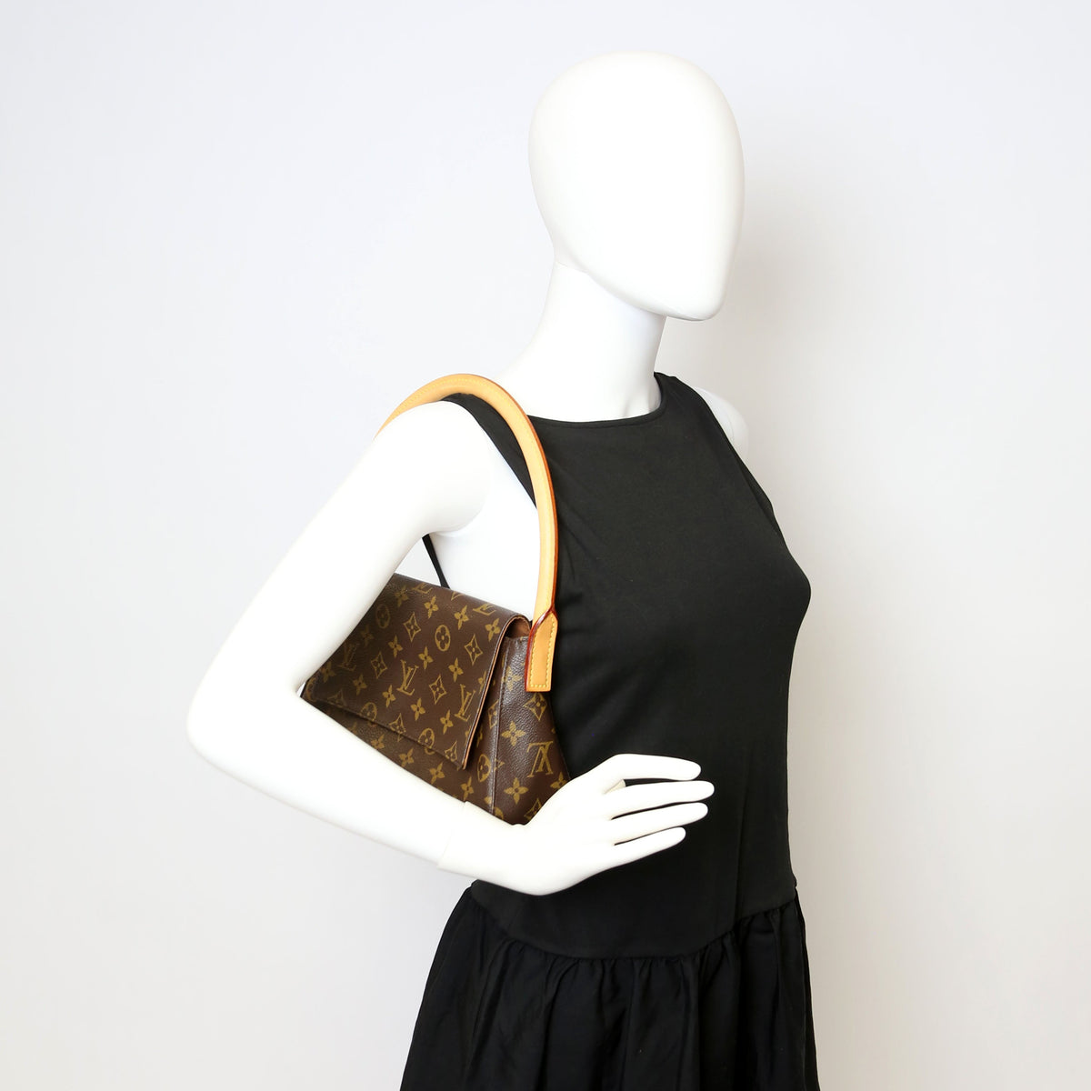 Louis-Vuitton Looping Mini Monogram