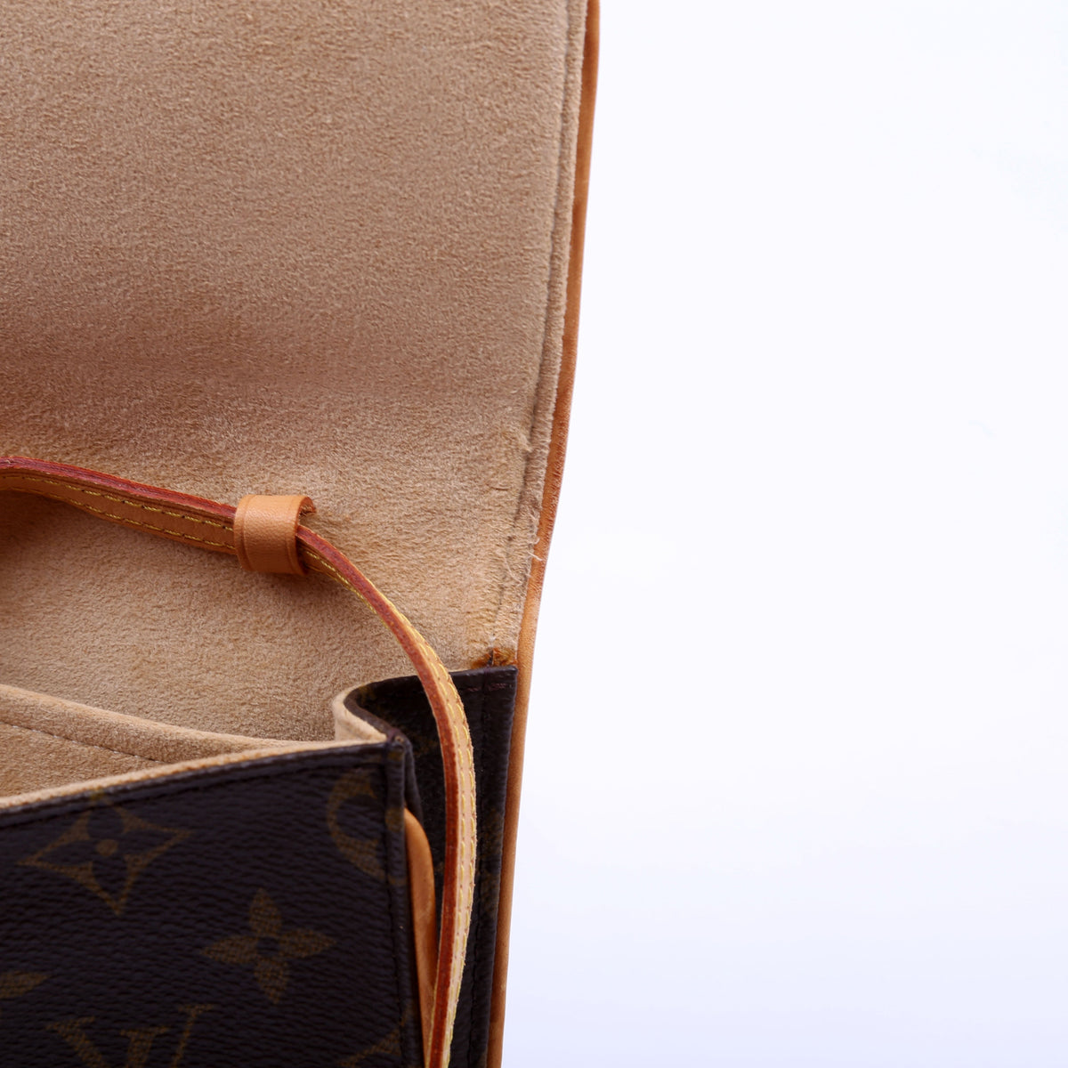 Louis-Vuitton Pochette Twin GM Monogram