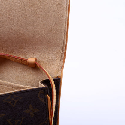 Louis-Vuitton Pochette Twin GM Monogram