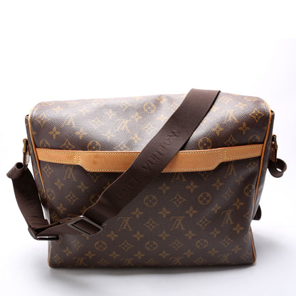 Louis-Vuitton Abbesses Monogram