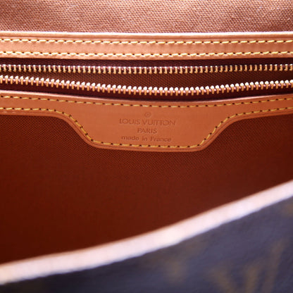 Louis-Vuitton Abbesses Monogram