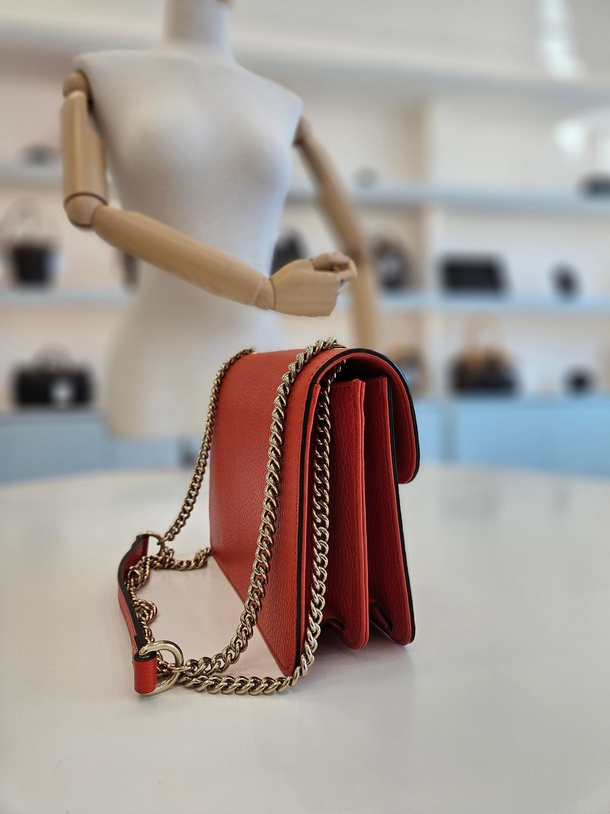 Gucci Interlocking Chain Small Shoulder and Crossbody Bag 138569301